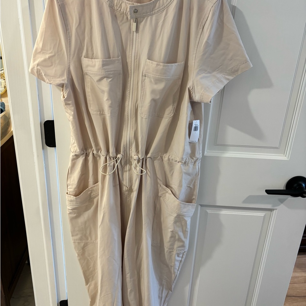 Old Navy Beige Short Sleeve Jumpsuit